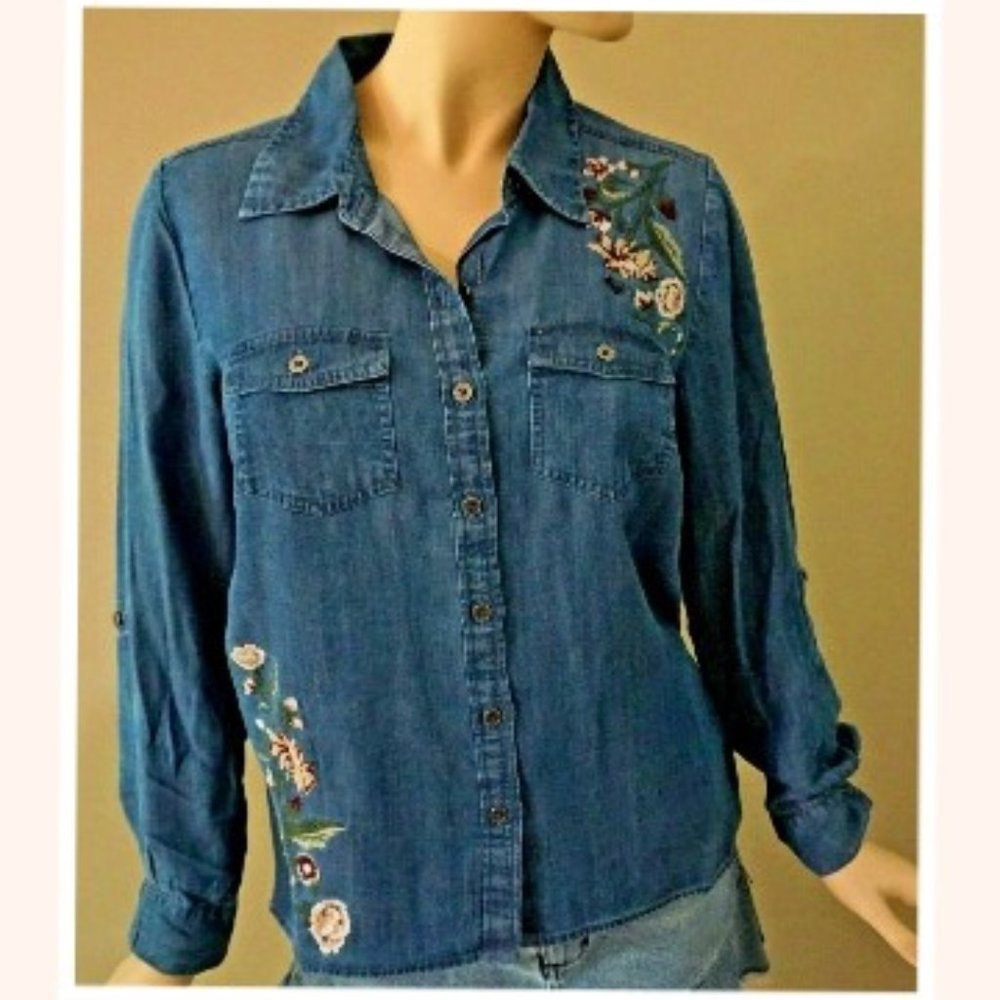 Style & Co Blue Chambray Button Down Shirt Floral Embroidery Blouse Size S